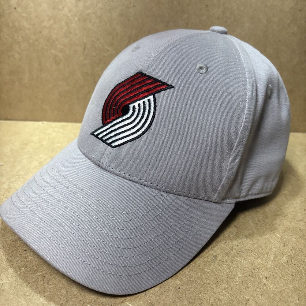 Fan Favorite Portland Trail Blazers Gray Adjustable NBA Hat One Size